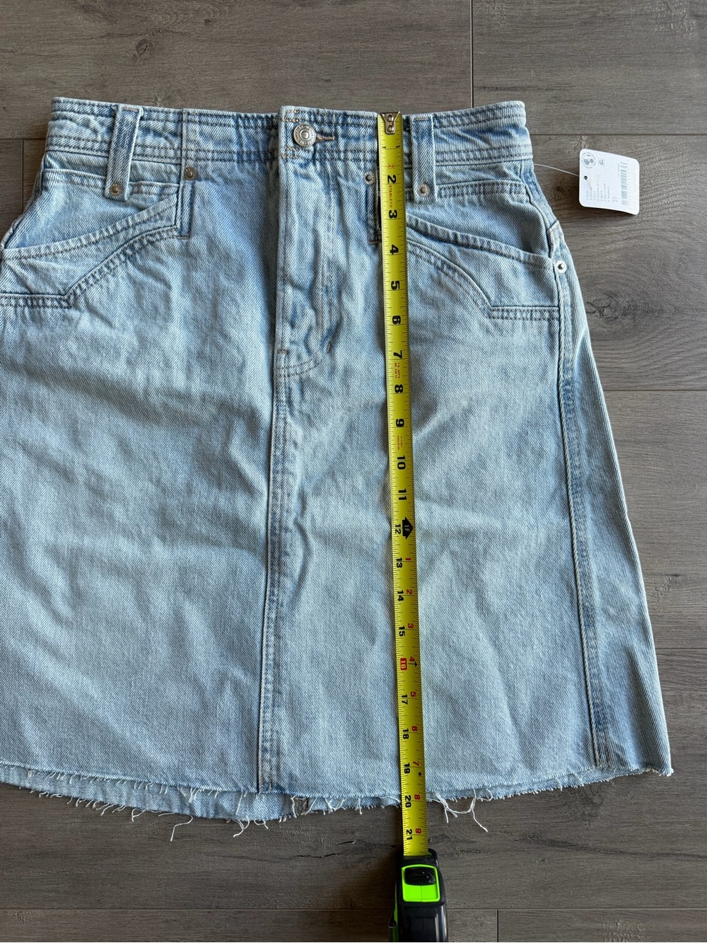 NWT We The Free Suzy denim midi (mini) length skirt - size 27 - Picture 2 of 4